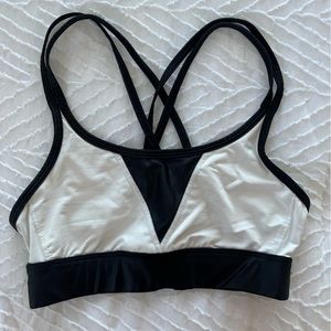 BRAND NEW NEVER WORN - Alala Sports Bra